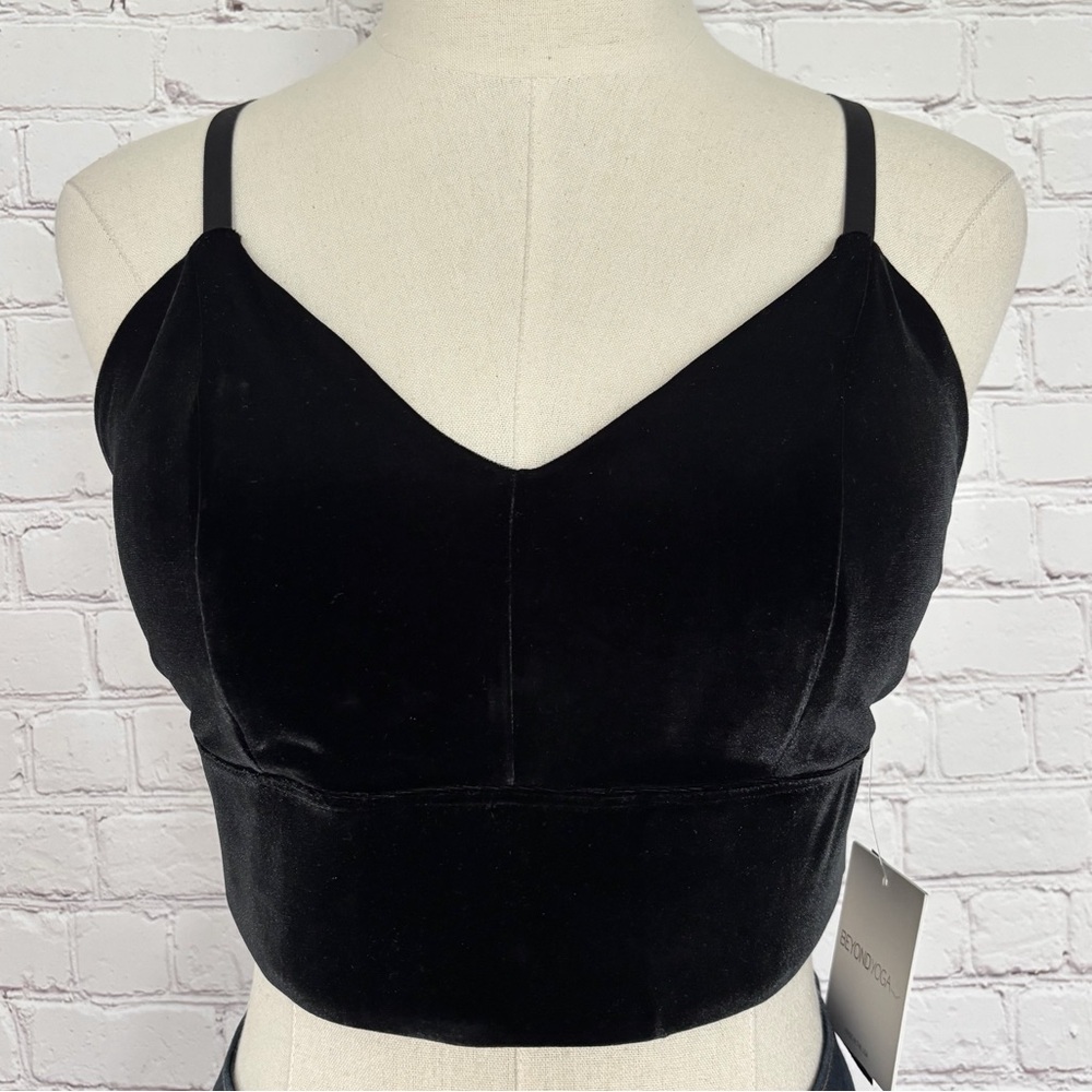 BEYOND YOGA Black Long Line Velvet Motion Bralette--NWT--L - Picture 6 of 16